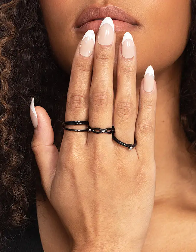 Black Crystal Twisted Ring 8-Pack