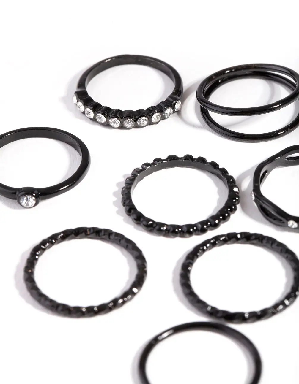 Black Crystal Twisted Ring 8-Pack