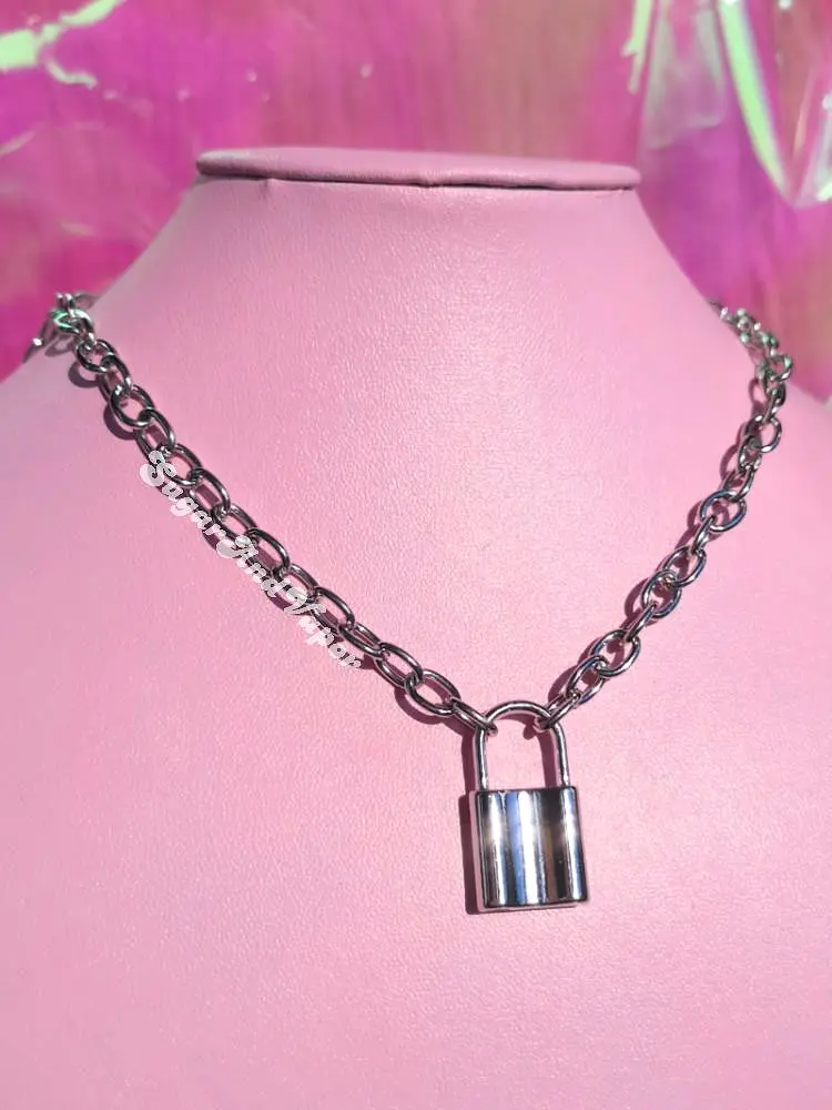 LOCK UP Metal Chain Necklace