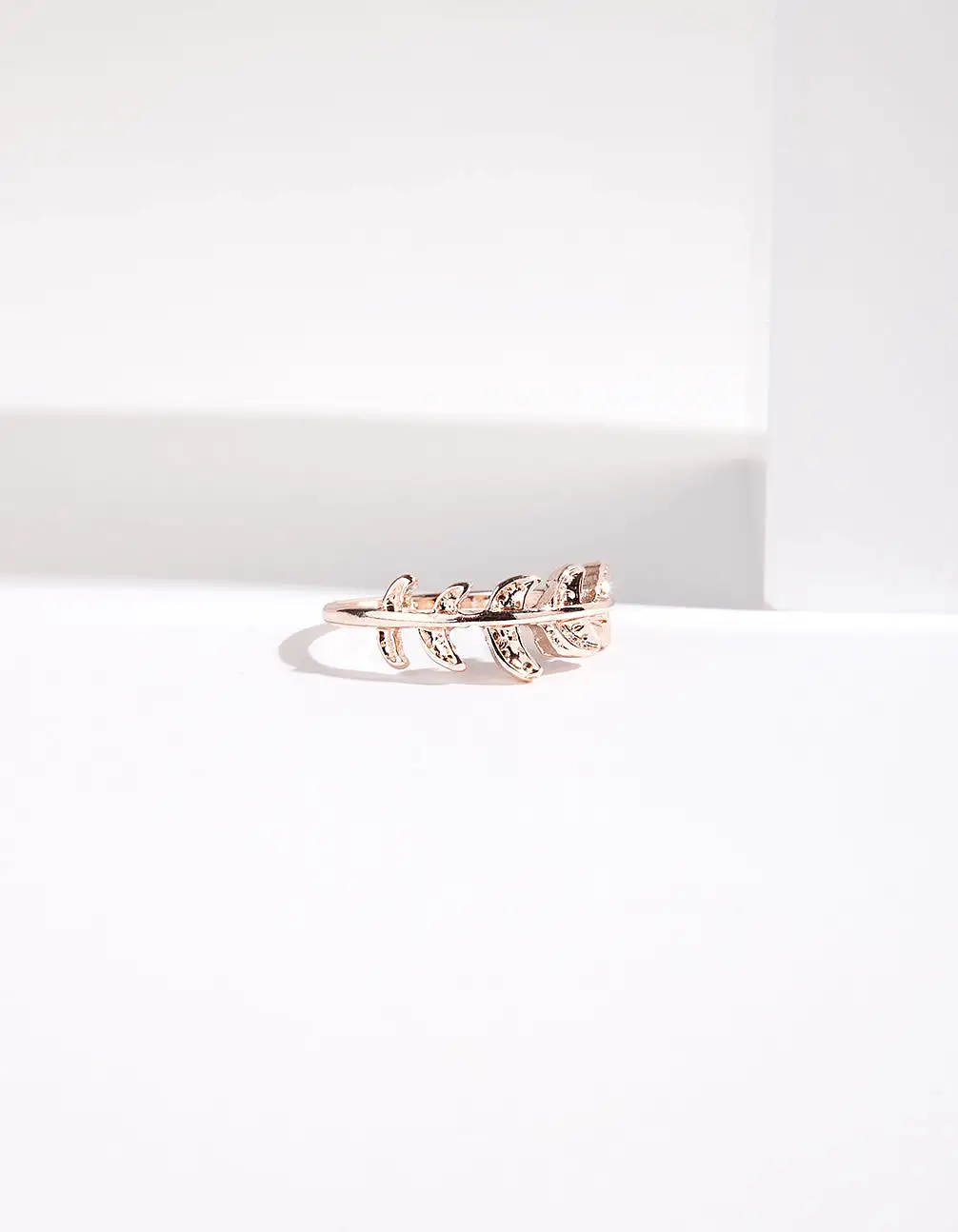 Rose Gold Leaf Band Ring