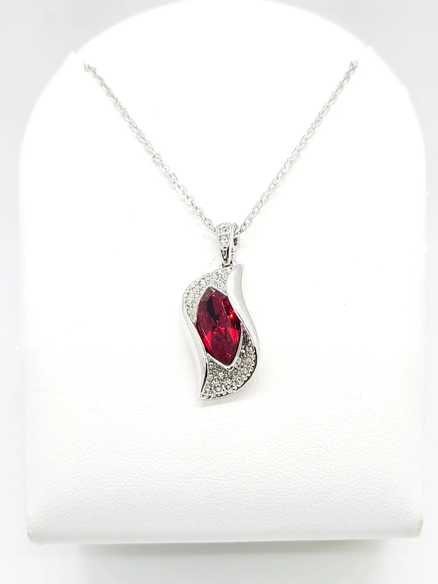 Rushing Red Necklace